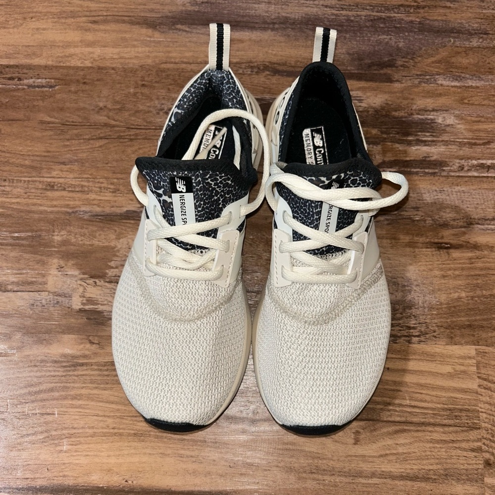 New Balance Black & White Tennis Shoes